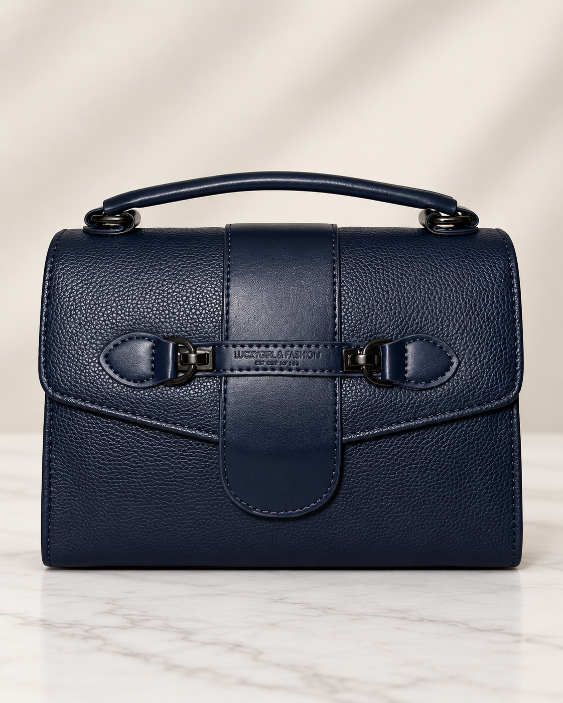 Bolsa Estruturada Lucky Girl Azul-Marinho com Detalhe Duplo Frontal