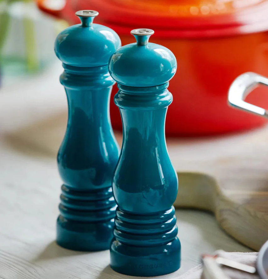 MOEDOR DE PIMENTA 21CM  Azul Caribe Le Creuset