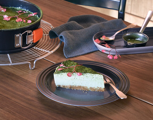 PRATO RASO 22CM VANCOUVER Flint Le Creuset