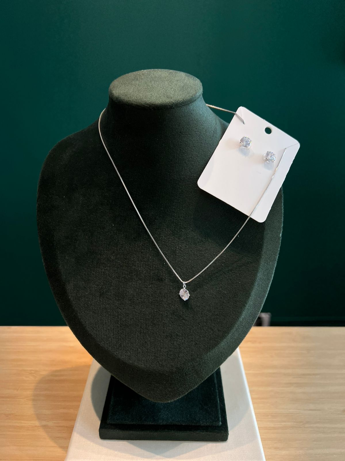 Conjunto prata ponto de luz diamante