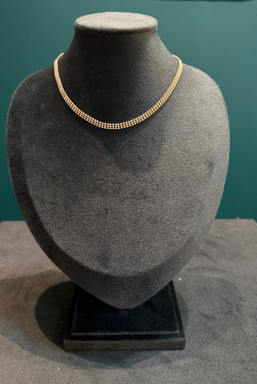 Colar choker de bolinhas