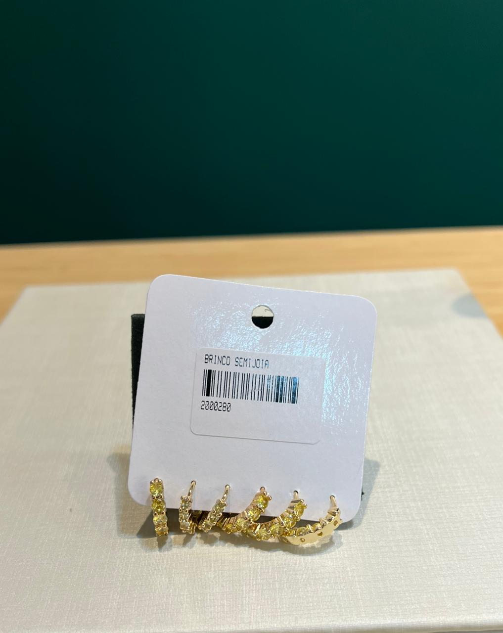Brinco trio de argola amarelo