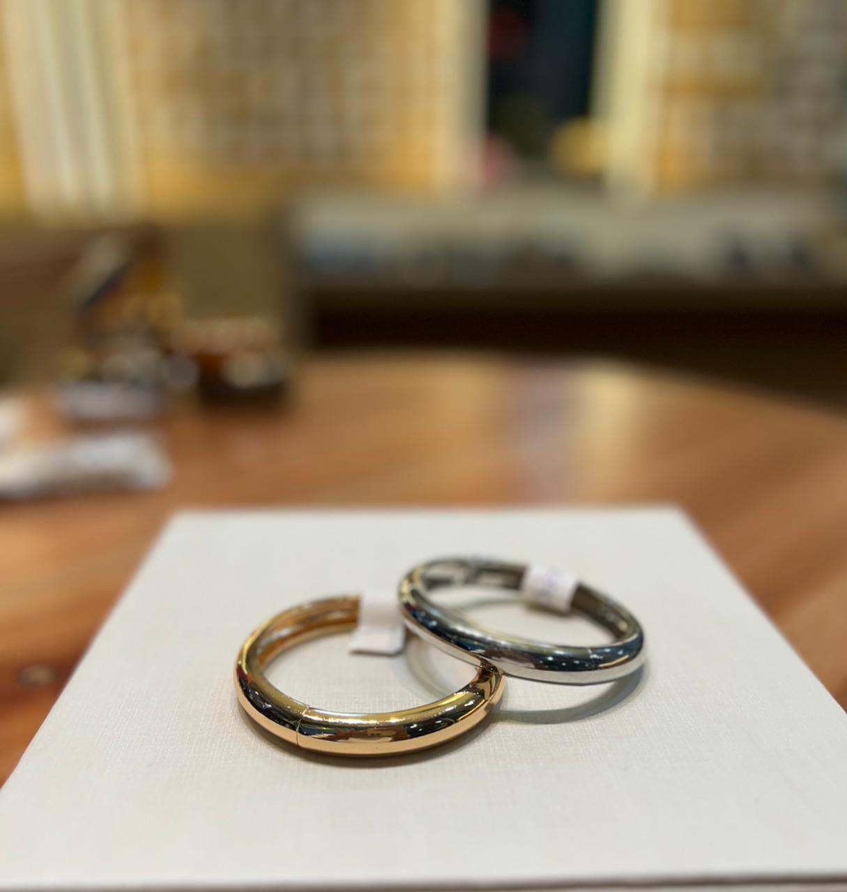 Bracelete liso grosso  dourado/prata
