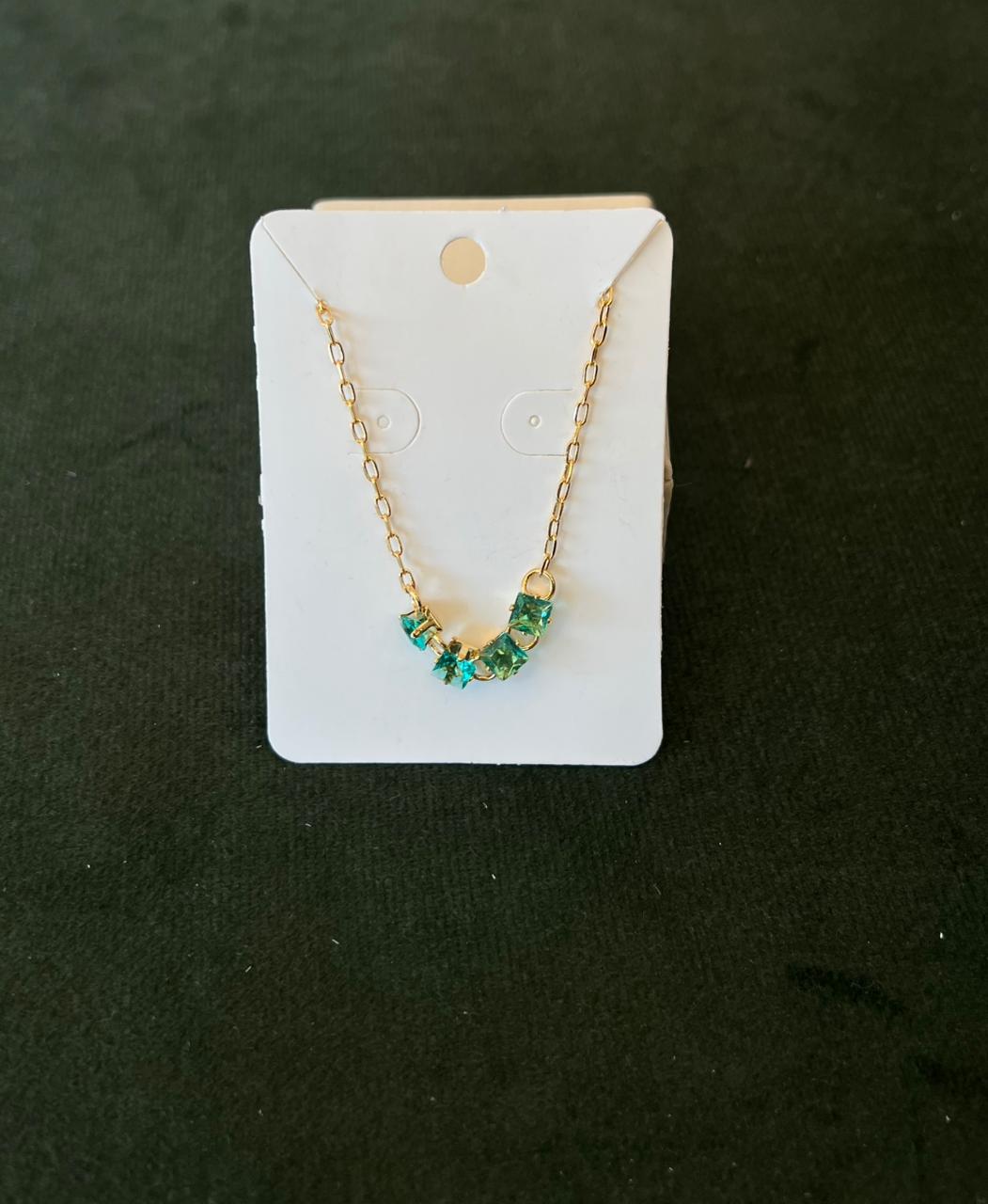 Pulseira pedras verdes