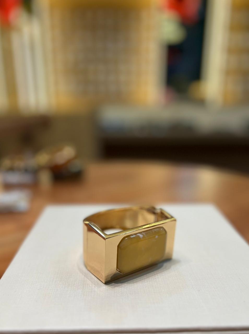 Bracelete com pedra