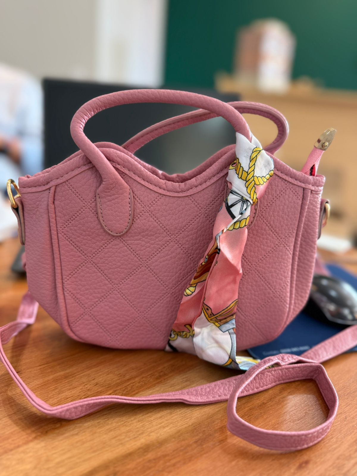 Bolsa rose lenço