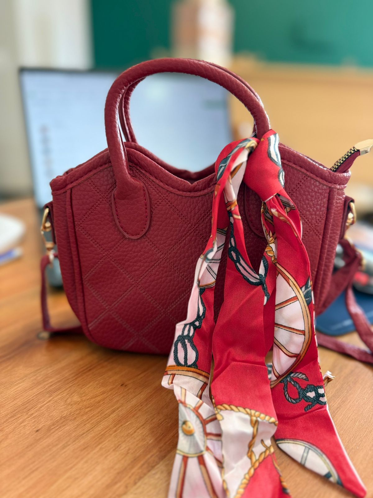 Bolsa Lenço vermelho