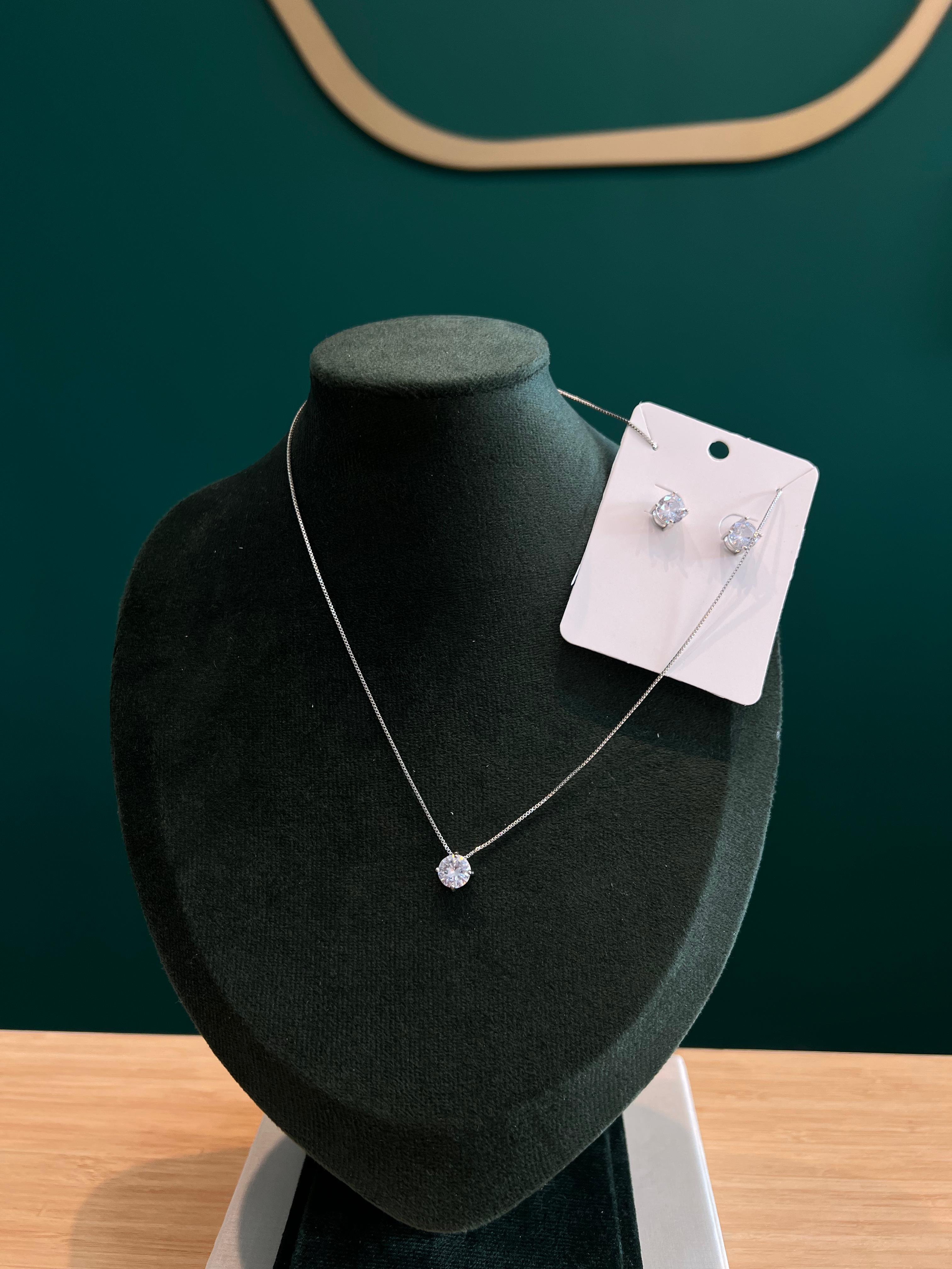 Conjunto prata ponto de luz