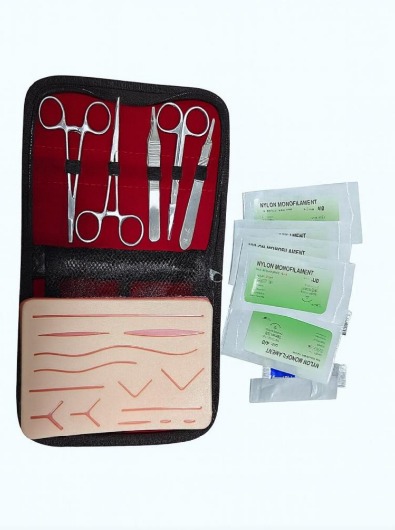 KIT PARA TREINO DE SUTURA C PELE E ACESSÓRIOS