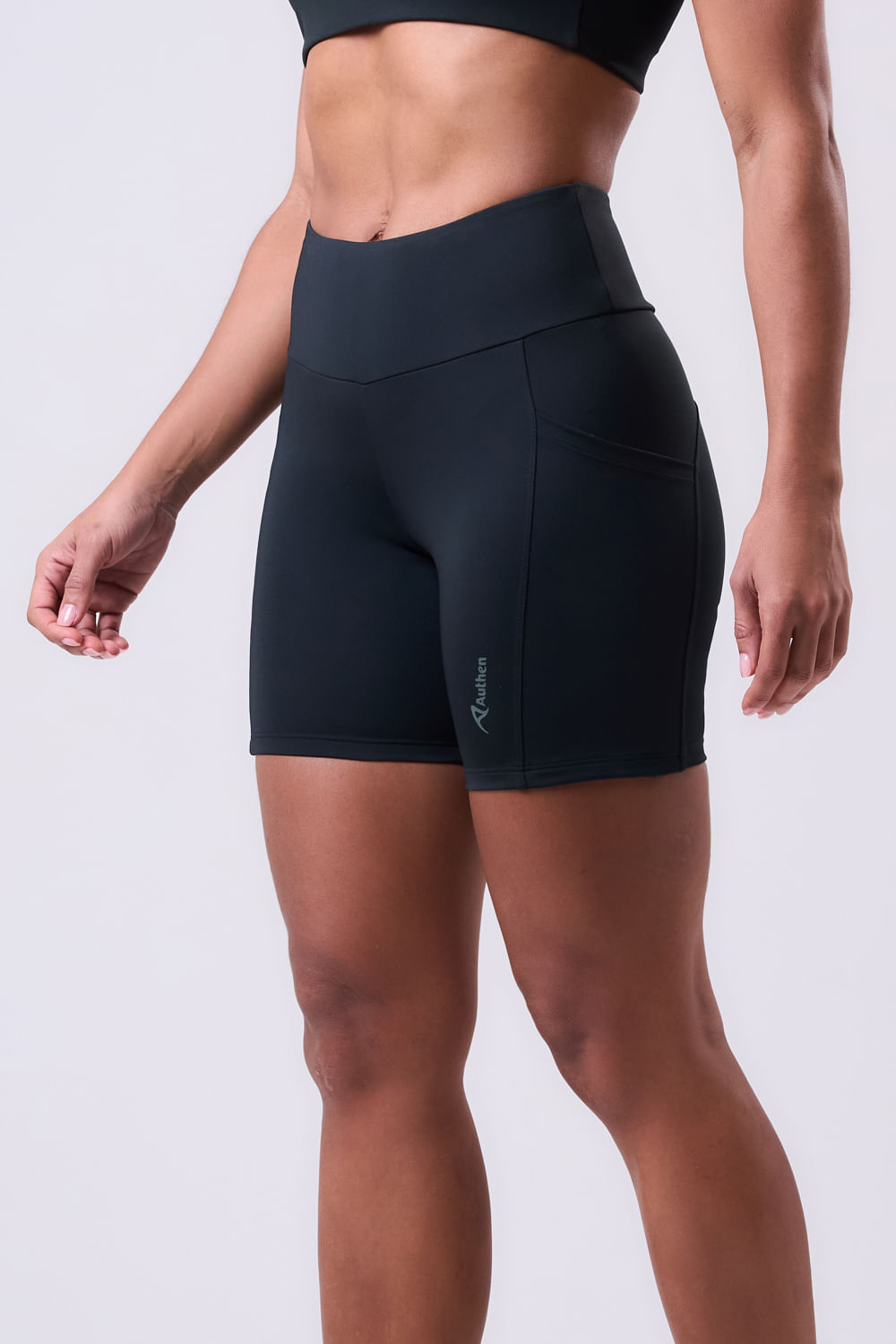 Bermuda Essential Run Stamina 3 Bolsos 15cm Fem Ind 1