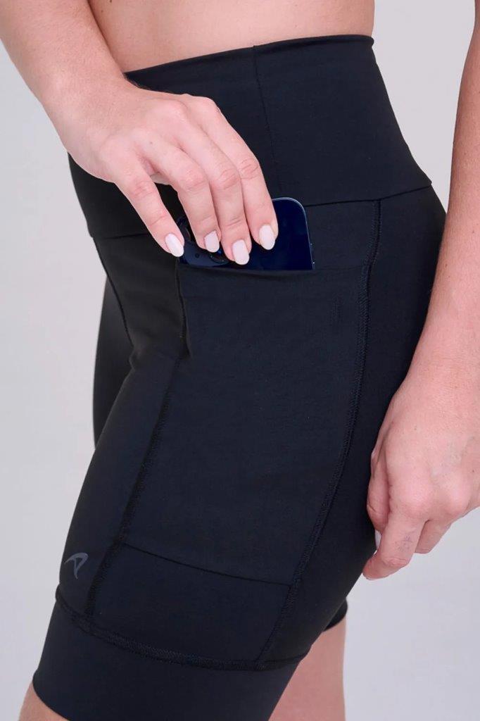Bermuda Grit Bossa 3 Bolsos 18CM Blackout Preto Blackout Cor:Preto;Tamanho:P 5