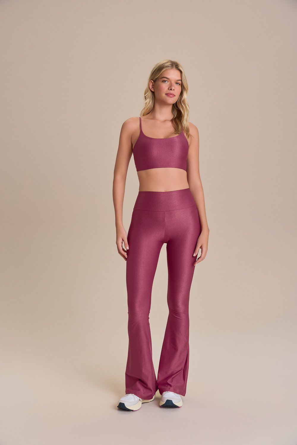 Calca Flare Allure Adaptiv 2