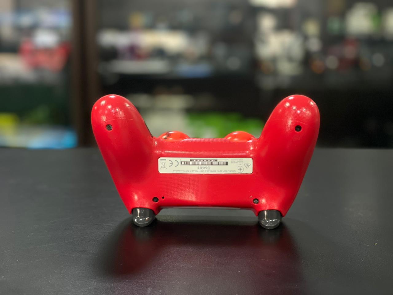 Controle PlayStation 4 camuflado vermelho primeira linha