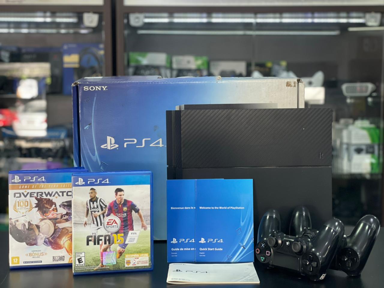 Playstation 4 1 Tera Preto + 2 Controles s/fio originais + 2 Jogos mídia física – Revisado com Gar