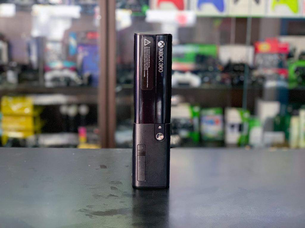 Xbox 360 Super Slim 500GB - EXPLOIT