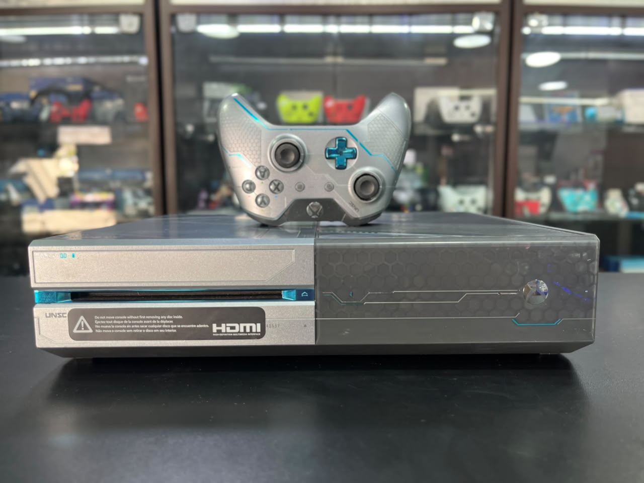 Xbox One Fat 1TB Edição Halo 5 01 Controle Original + Halo 5 Guardians + 01 SteelBook Caixa Original Pronto para Jogar