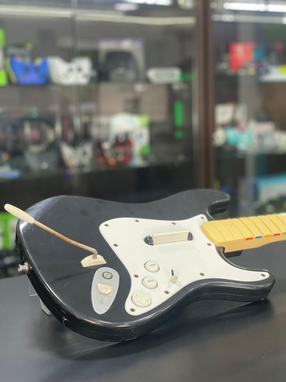 Guitarra Rock Band Fender sem fio com defeito Xbox 360