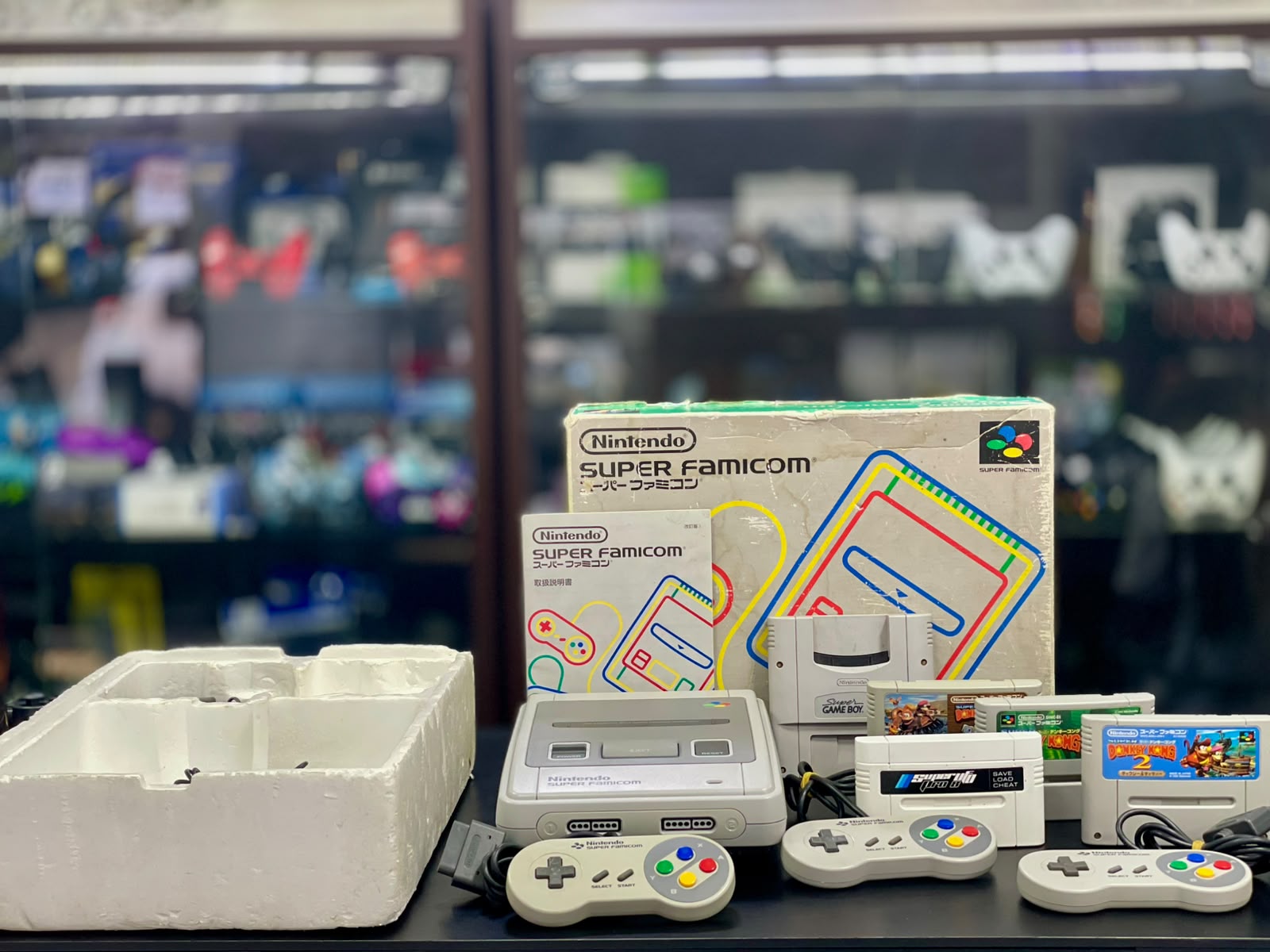 Super Famicom Nintendo Japonês + 03 Controles  + Super UFO Pro 8 + Super Game Boy + 03 Jogos + Caixa