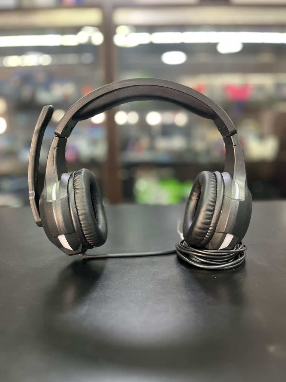 Fone de Ouvido Headset Gamer EG307 com Microfone P2 Preto - Revisado
