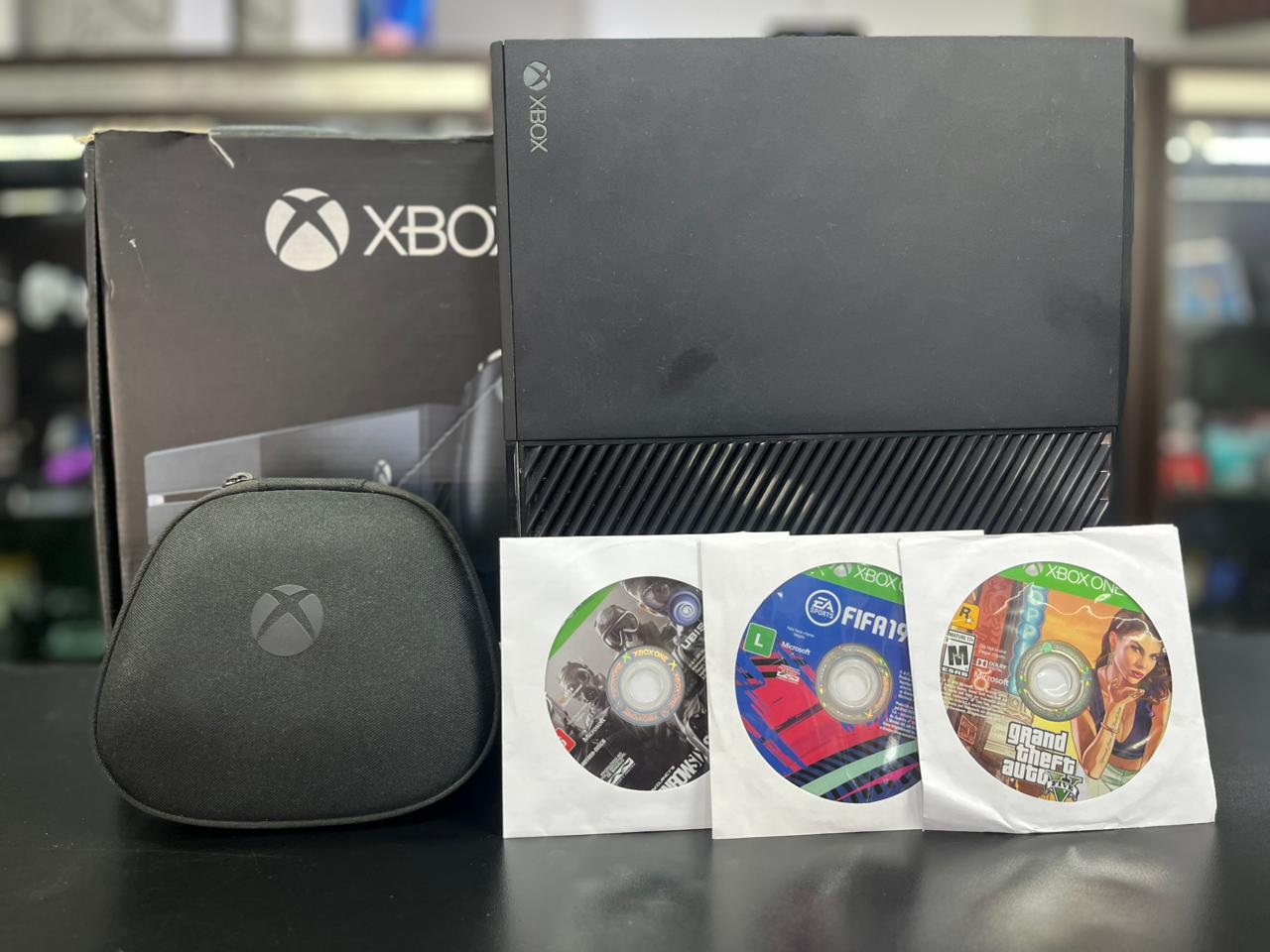 Xbox One Elite 1TB + Controle Elite Series 2 Original Sem Fio + 3 Jogos Físicos + Caixa Original
