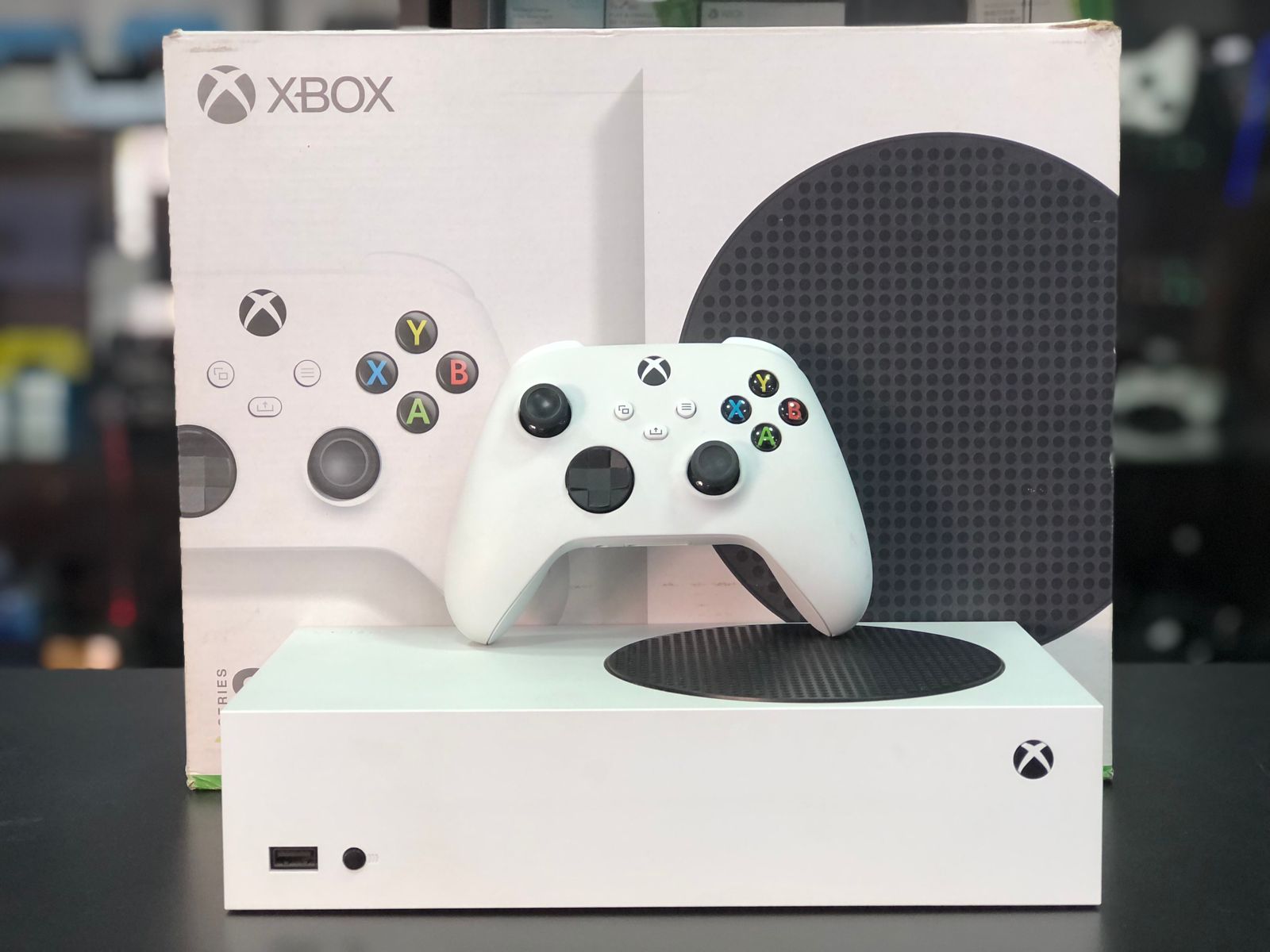 Xbox Series S 512GB SSD + Controle Original - Revisado e Garantido